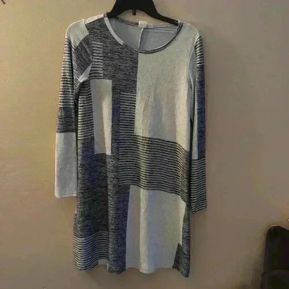 GAP Blue Colorblock Long Sleeve Casual Light Knit Shift Dress Size XS - Picture 2 of 7